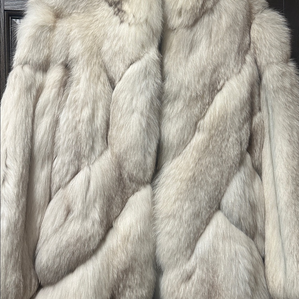 White Fox Fur Jacket - Picture 2 of 8
